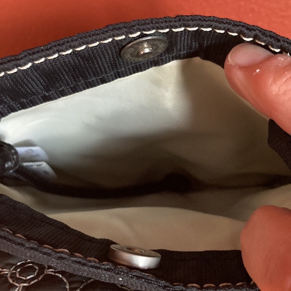 Sherpani Piperle Crossbody - Picture 8 of 13